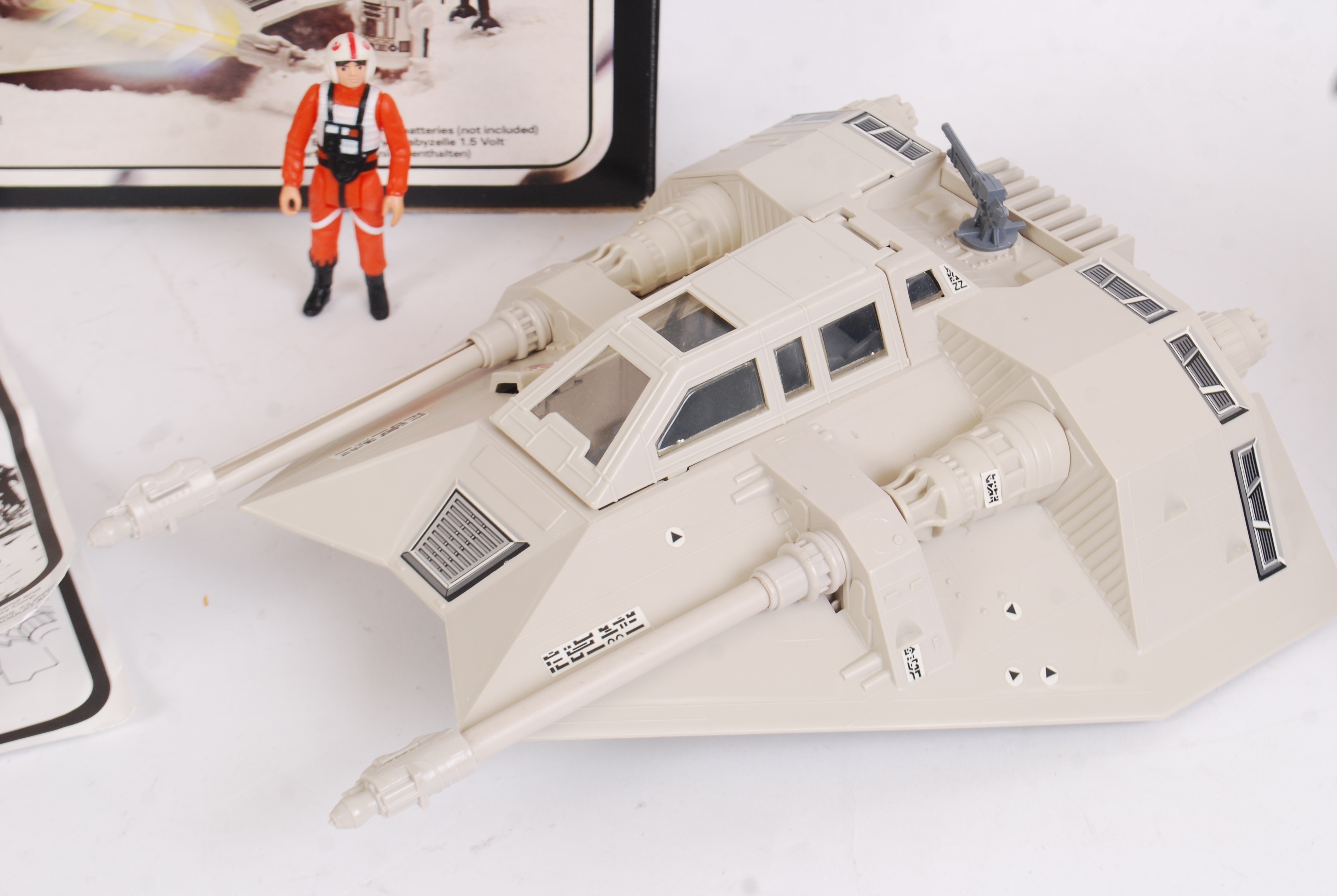 STAR WARS SNOWSPEEDER: An original Palitoy 1983 Star Wars Return Of The Jedi Snowspeeder action - Image 4 of 9