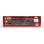 AIRFIX: An original Airfix 00 gauge railway trainset locomotive 54124-2 Caerphilly Castle,