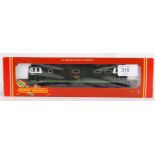 HORNBY: A Hornby 00 gauge railway trainset locomotive R335 Hymek Class 35 Diesel.