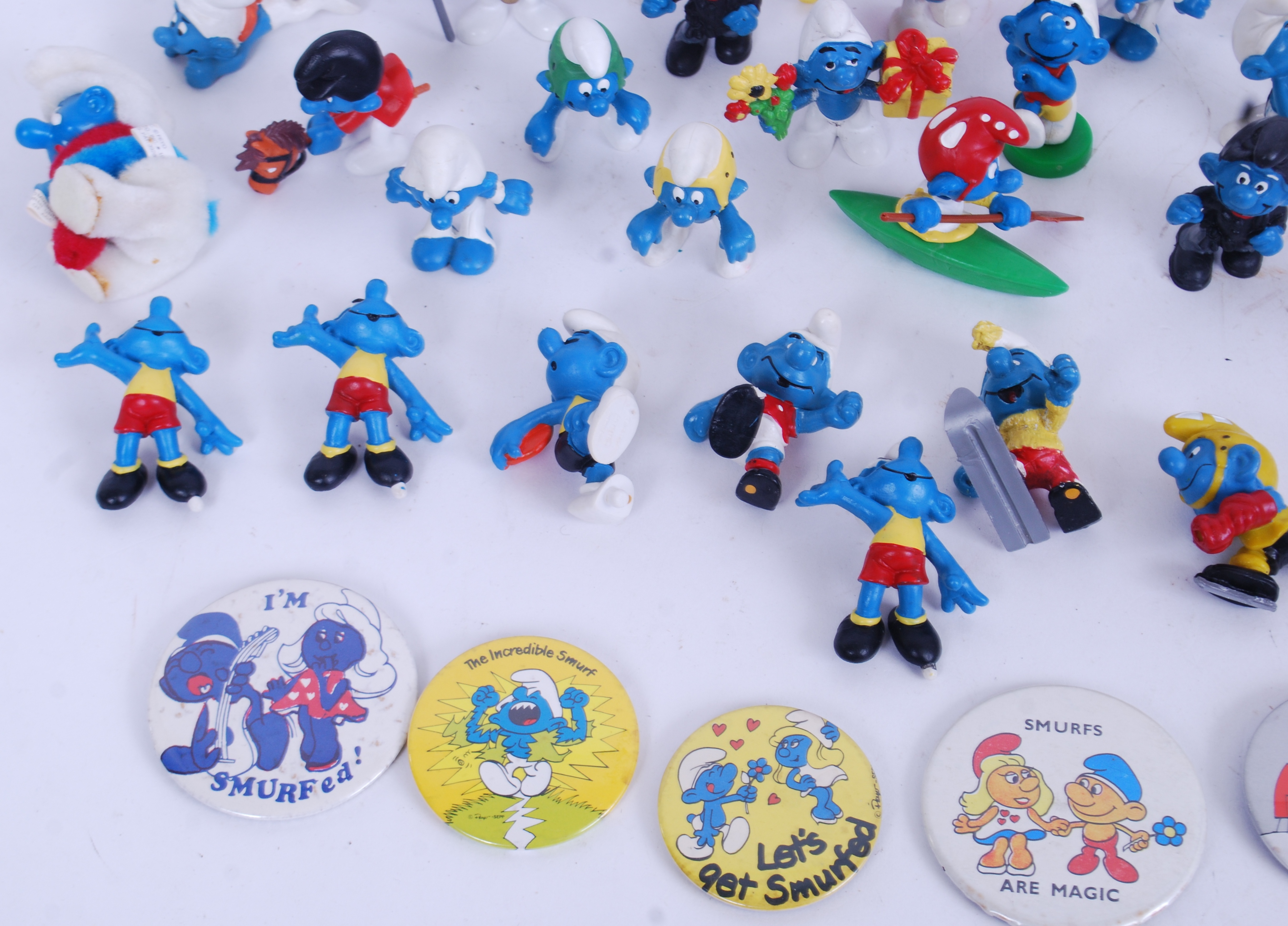 SMURFS: A good collection of 50x assorted vintage original Peyo Smurfs from the 1980's, - Image 7 of 7