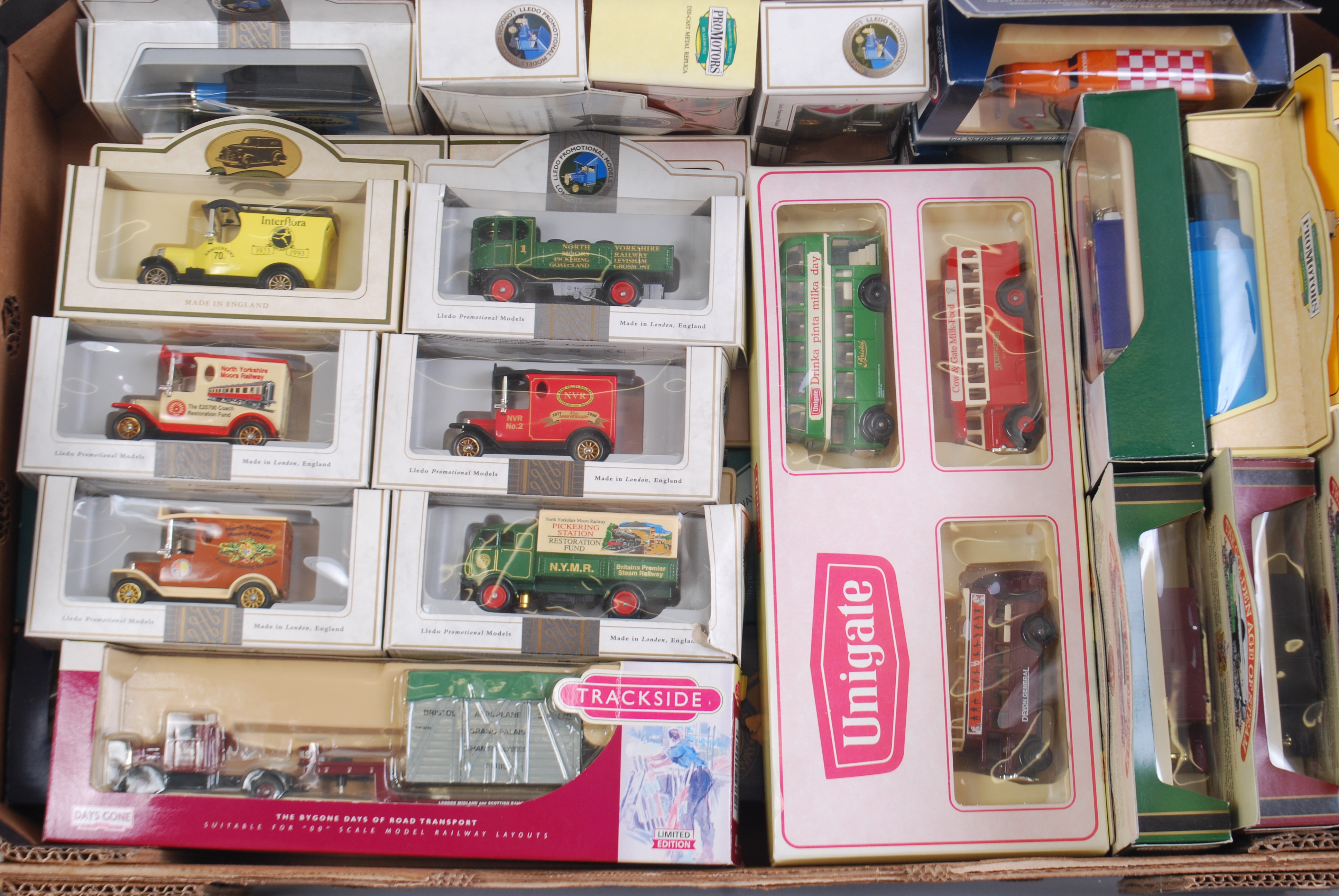 LLEDO: A large collection of 40+ Lledo diecast models, including some trio sets. - Image 2 of 3