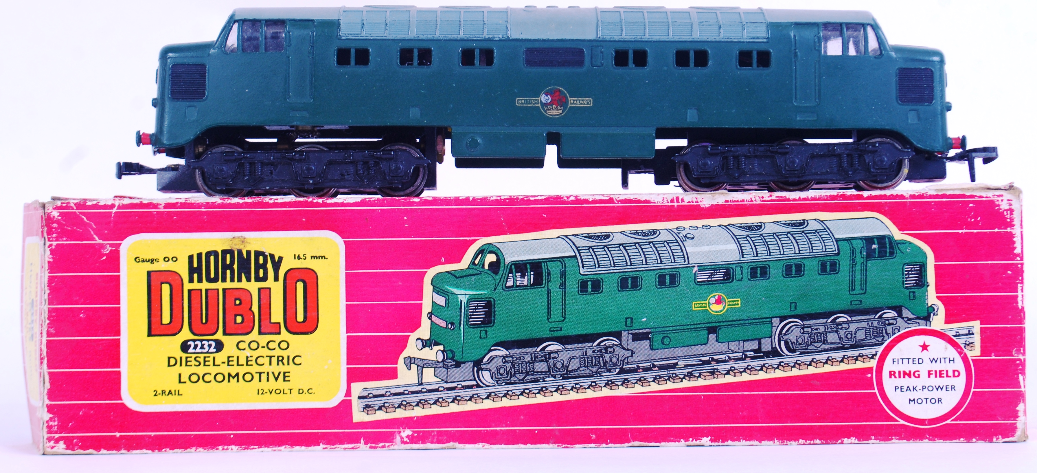 HORNBY DUBLO: An original vintage Hornby Dublo 00 gauge 2232 Co-Co Diesel Electric Locomotive.