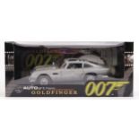 JAMES BOND AUTOART: A good James Bond 007 Goldfinger 1:18 scale Aston Martin DB5 diecast scale