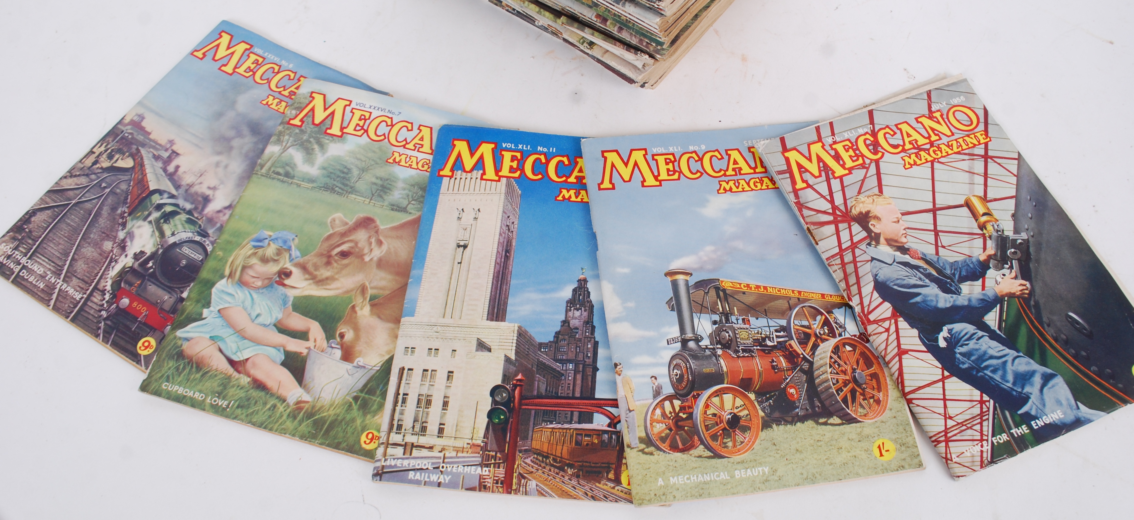 MECCANO MAGAZINES: A charming selection of 1947 - 1957 Meccano Magazines. - Image 3 of 3