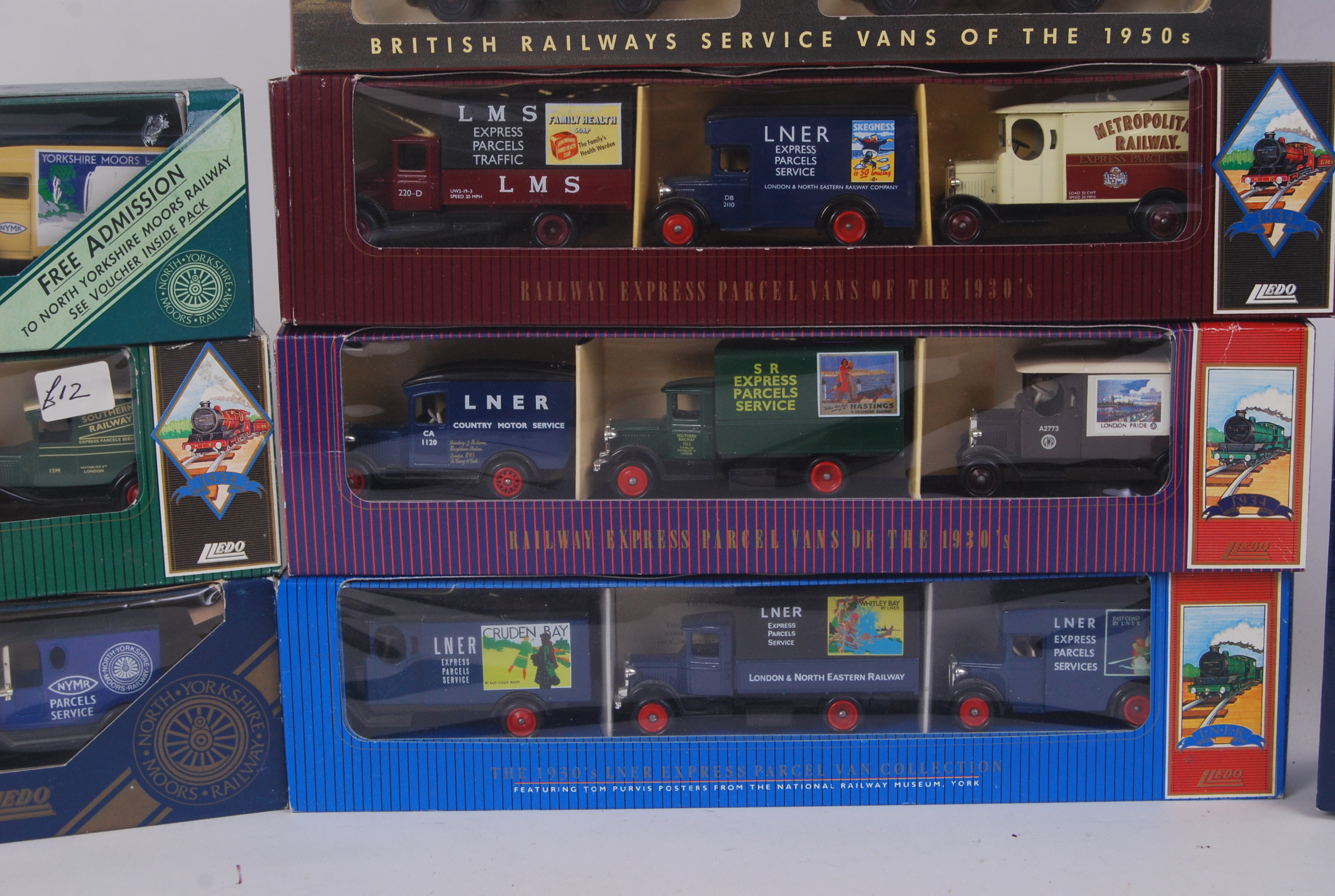 LLEDO: A collection of 8x Lledo diecast model gift sets (all railway related (one a Pickfords set) - Image 3 of 4