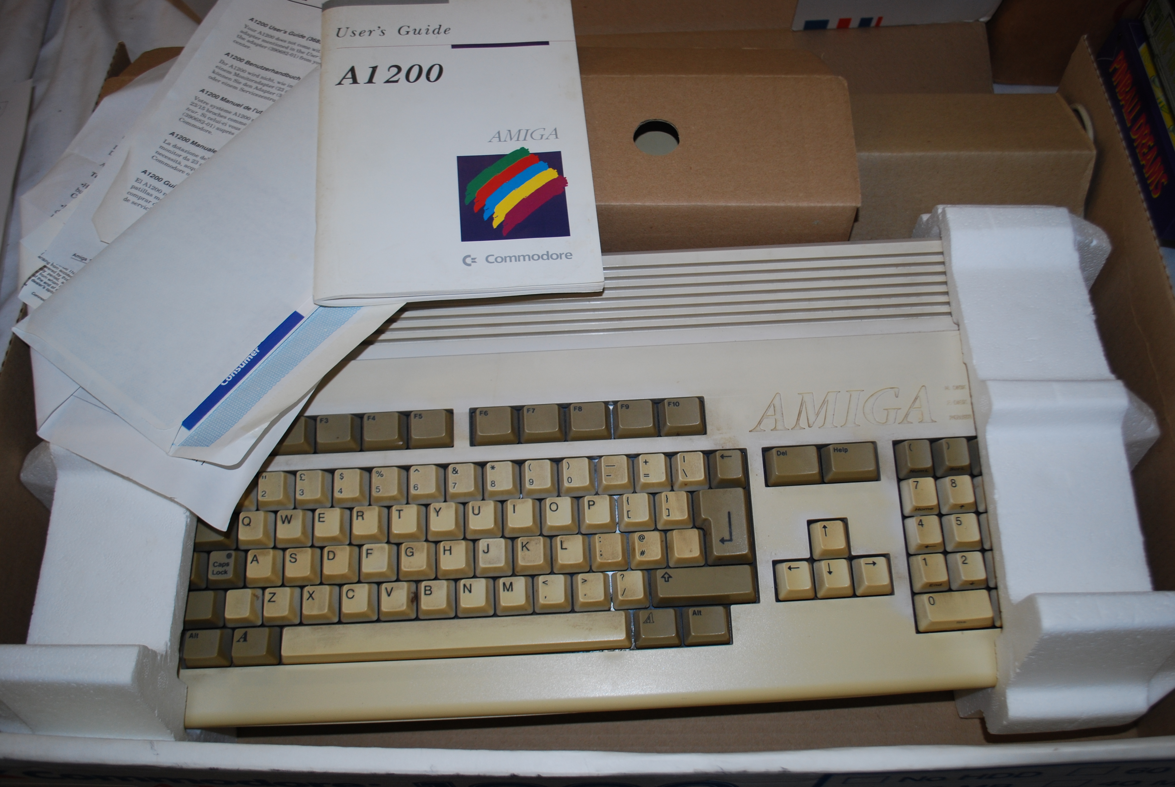 A COMPLETE COMMODORE AMIGA COMPUTER SYST - Image 9 of 9