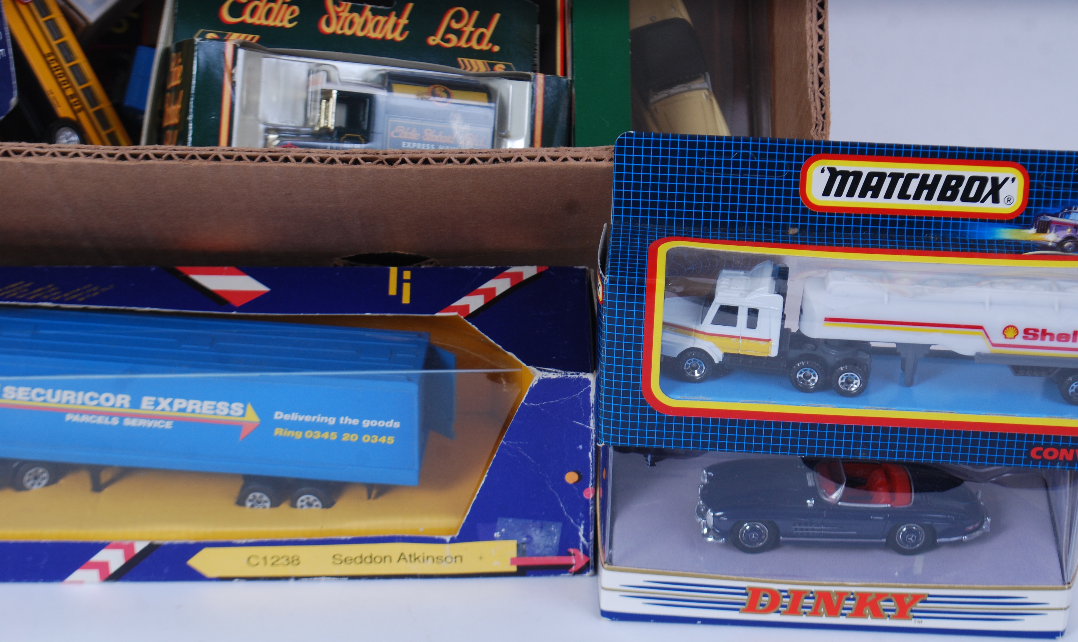 DIECAST: A collection of assorted boxed - Image 4 of 4