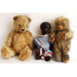 DOLLS & BEARS: A 1930's teddy bear, alon