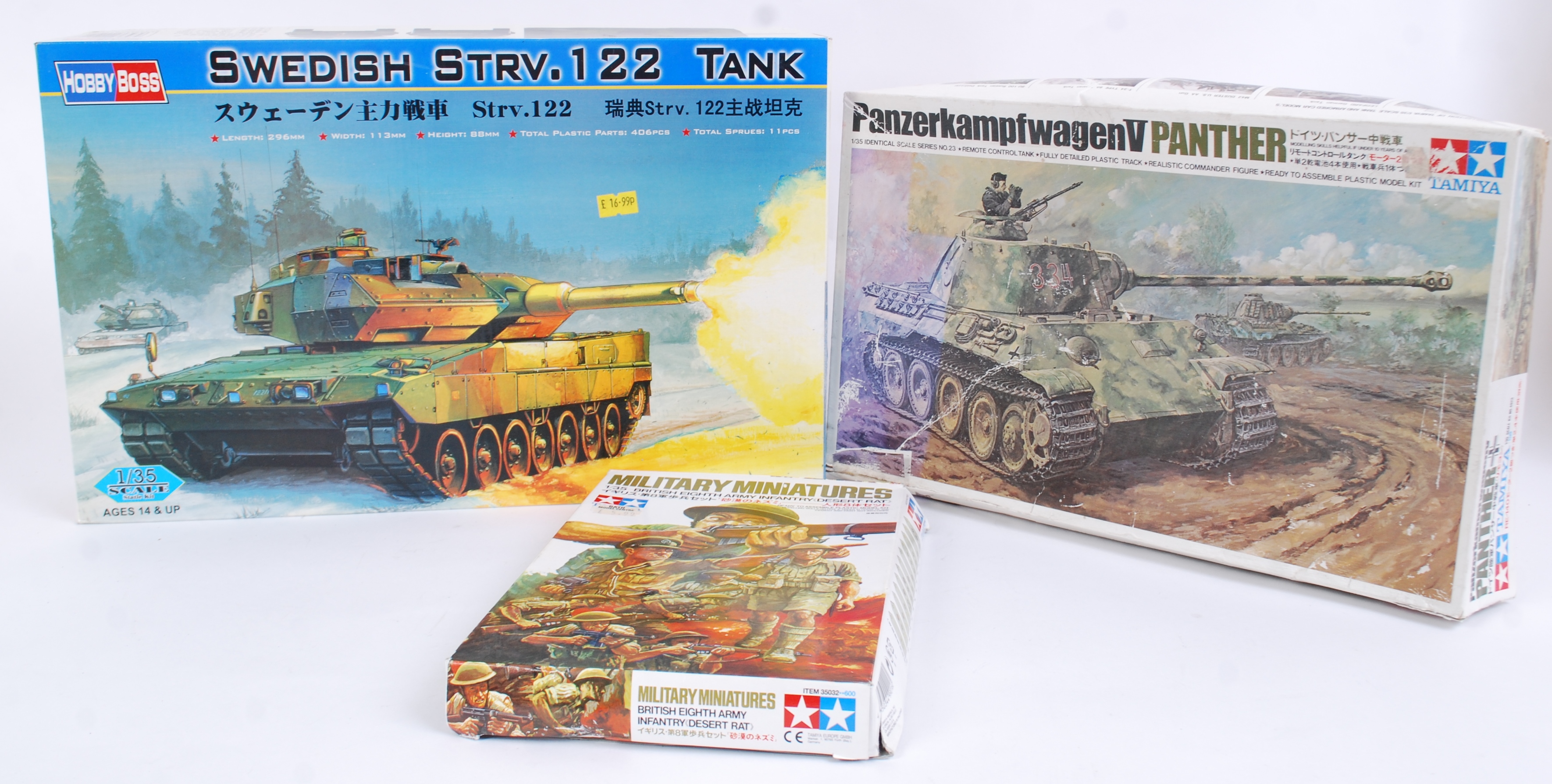 MODEL KITS: A collection of 3x vintage m