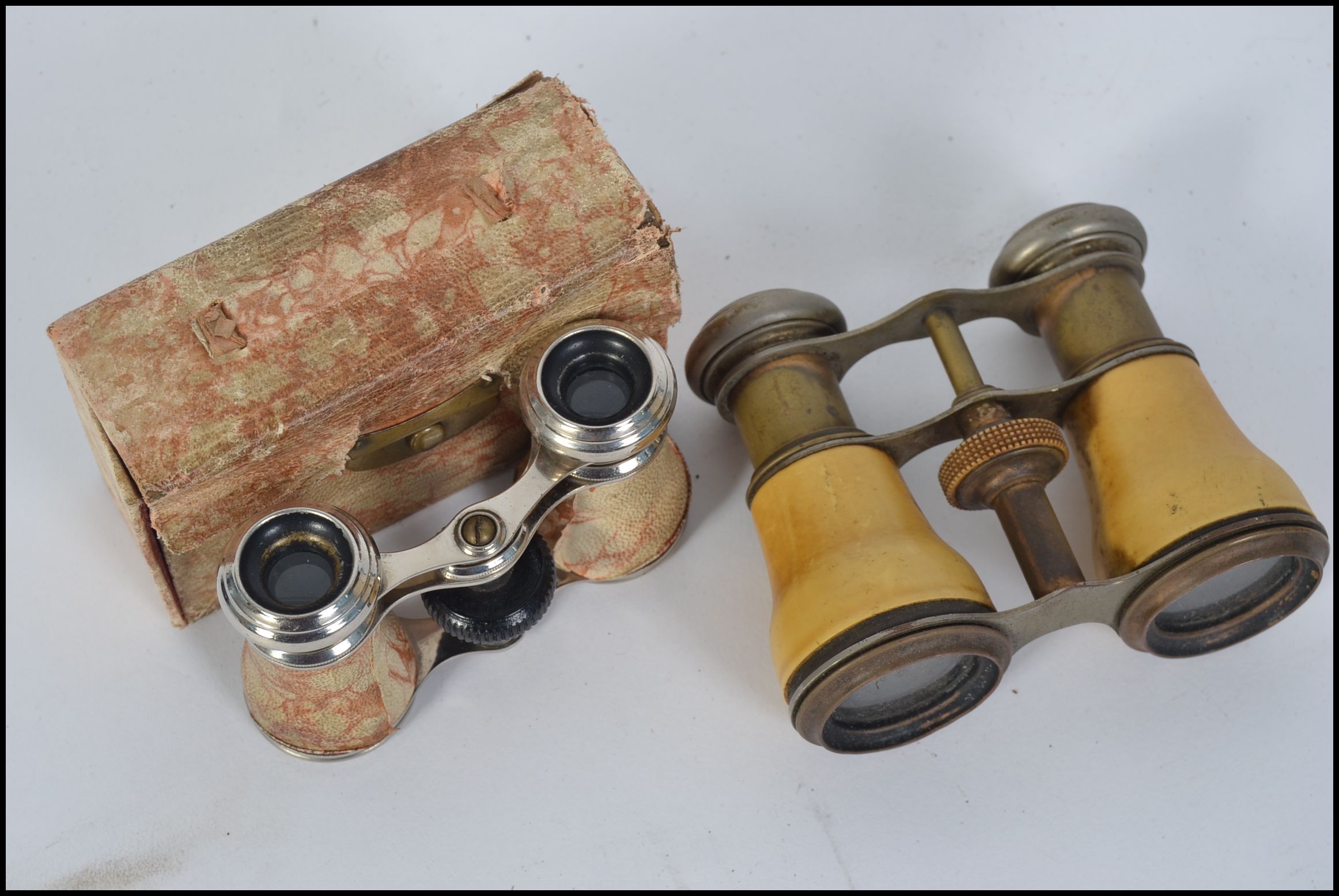 A pair of 19th / 20th century opera glasses along with another pair retaining it's original case - Image 2 of 2