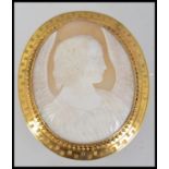 A stunning large Art Deco tested 9ct gold mounted carved shell Cameo pendant brooch pin depicting