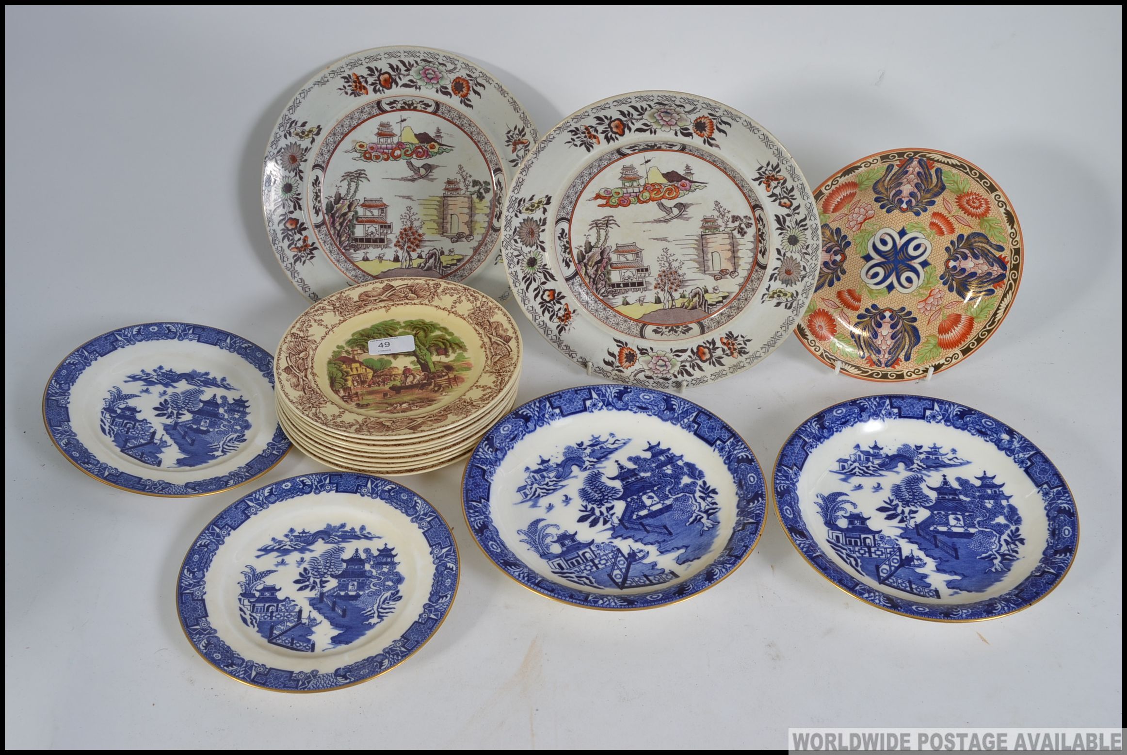 A collection of ceramics to include blue and white willow plates, Royal Worcester,