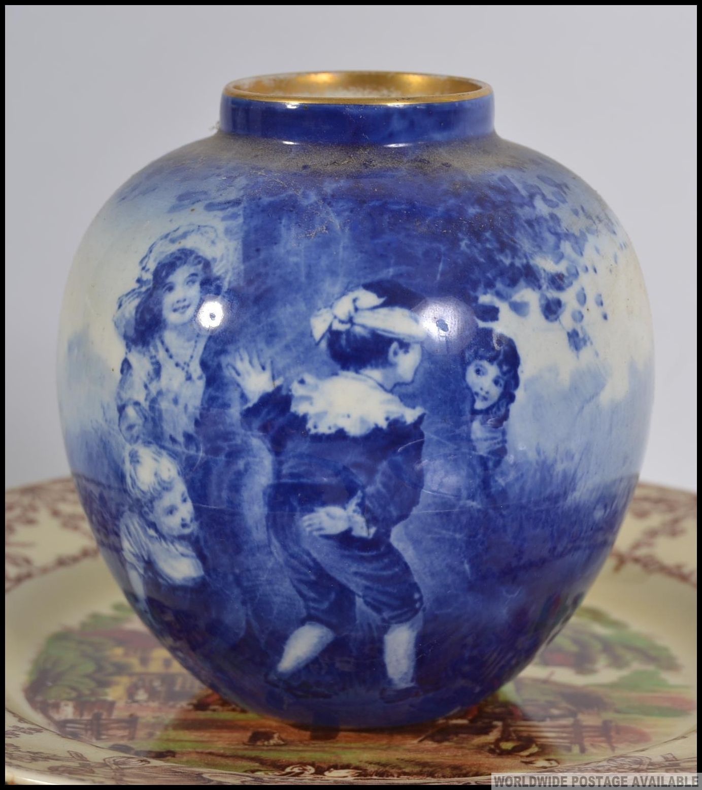 A collection of ceramics to include blue and white willow plates, Royal Worcester, - Image 5 of 5