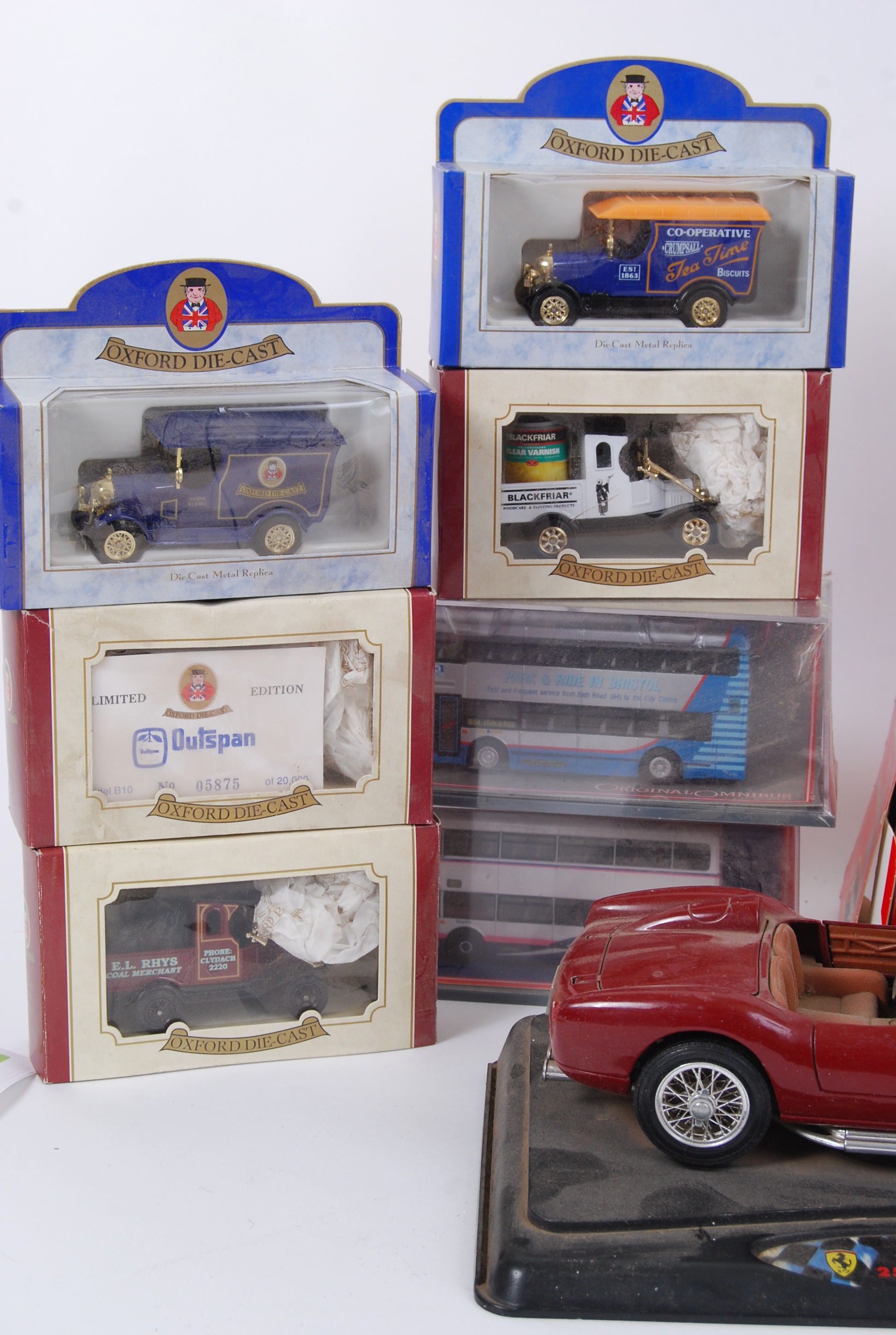 DIECAST: A collection of assorted boxed - Image 2 of 3