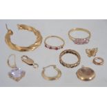 A collection of 9ct gold scrap jewellery to include two hallmarked 9ct gold rings one an amethyst