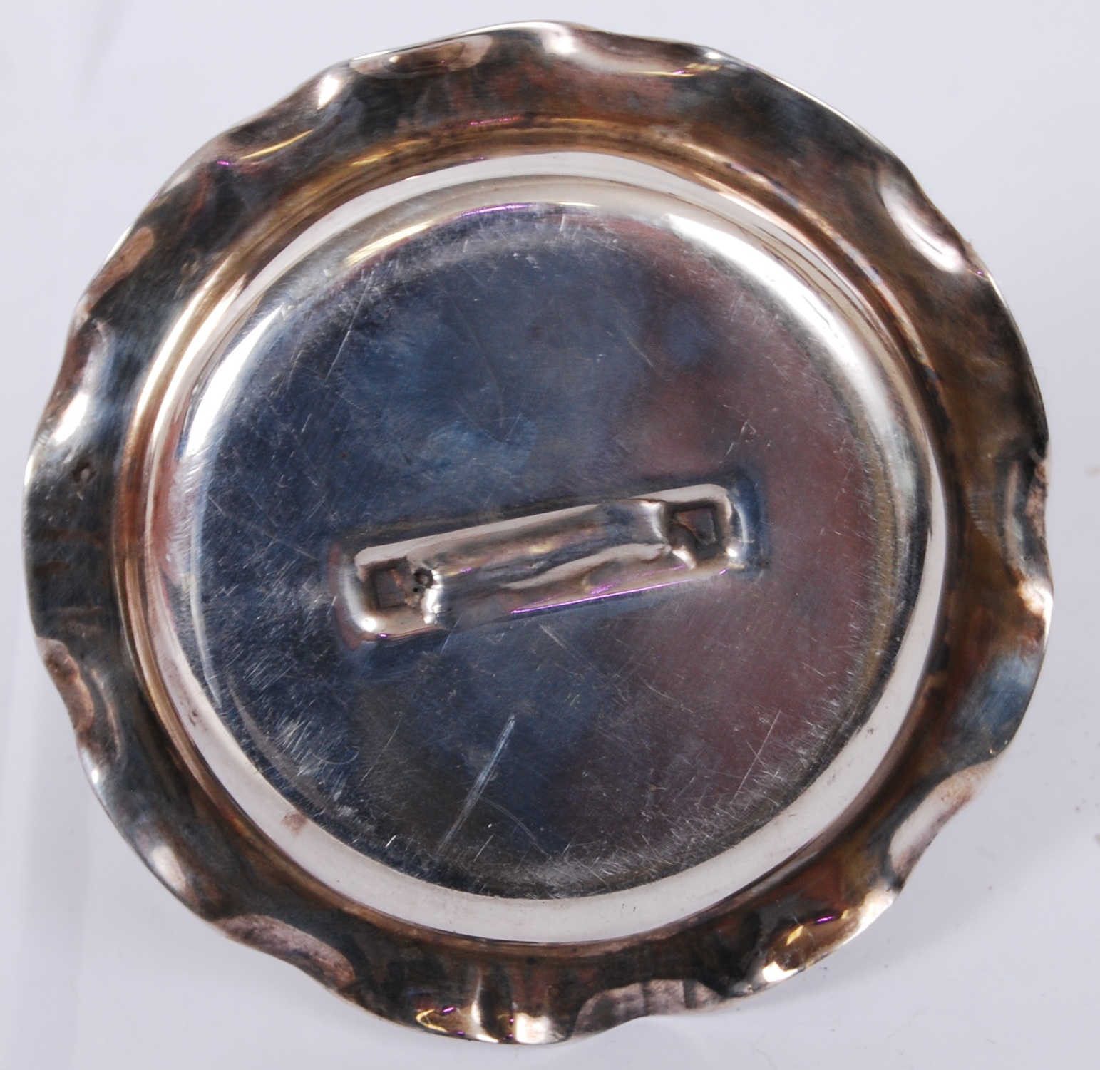 AA BADGE: A rare early polished metal AA Automobile Association member's badge, with wings atop. - Image 3 of 3