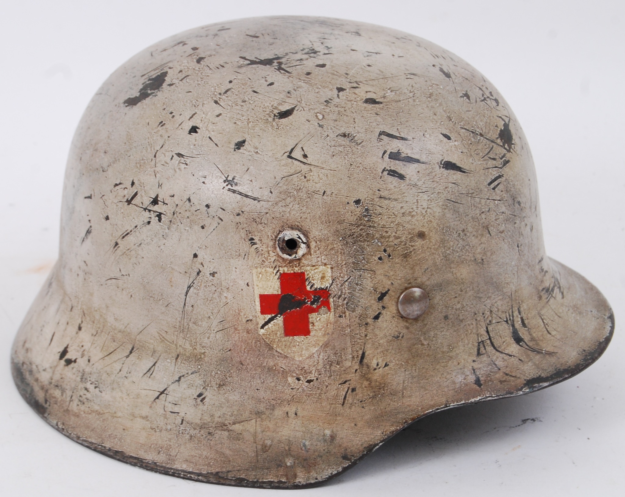 THIRD REICH RED CROSS: An original WWII Second World War era Third Reich Nazi Red Cross / medics - Image 3 of 4