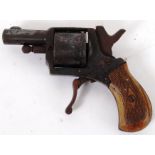 STARTING PISTOL: An early 20th century small calibre starting pistol.