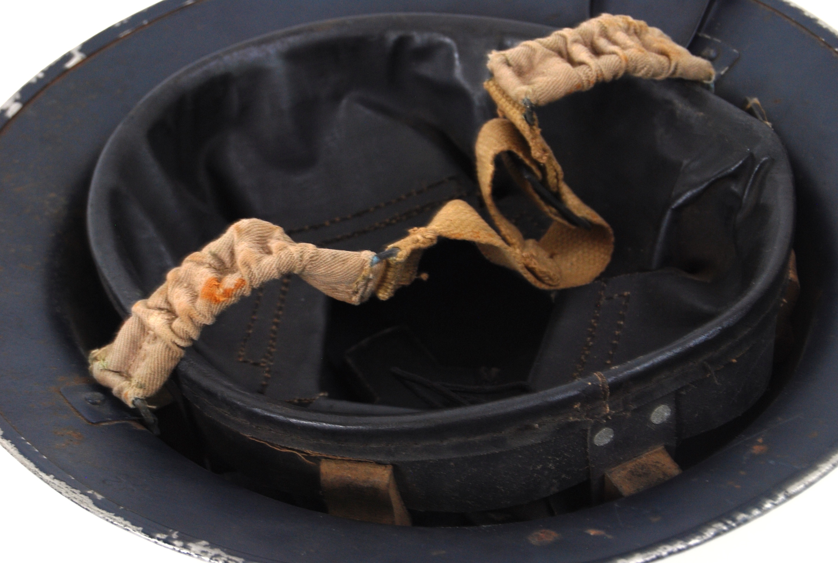 POLICE HELMET: A WWII Second World War era British Police tin helmet, - Image 3 of 4