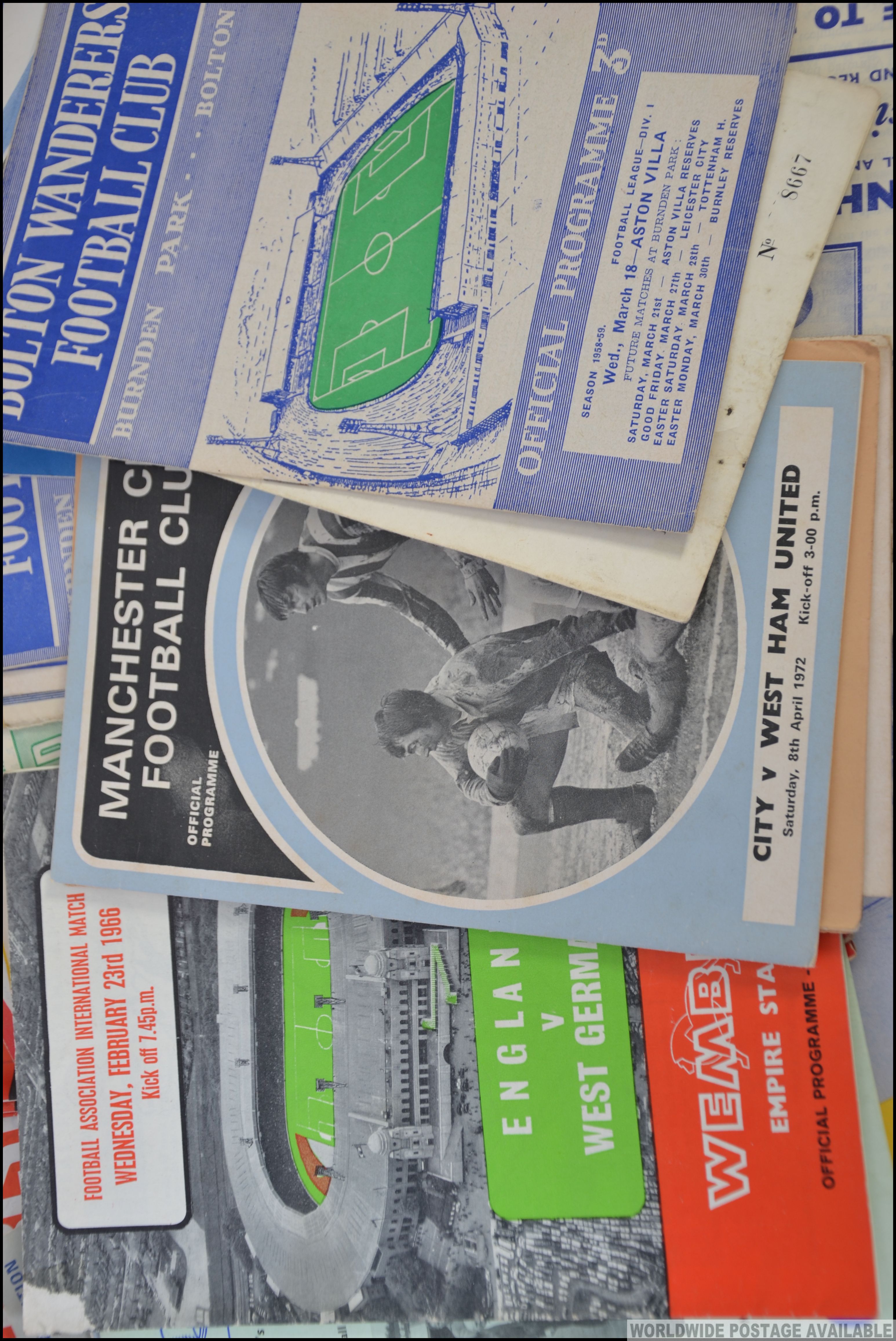 A collection of post war football programmes with the earliest dating to 1948 England V Scotland - Image 7 of 11