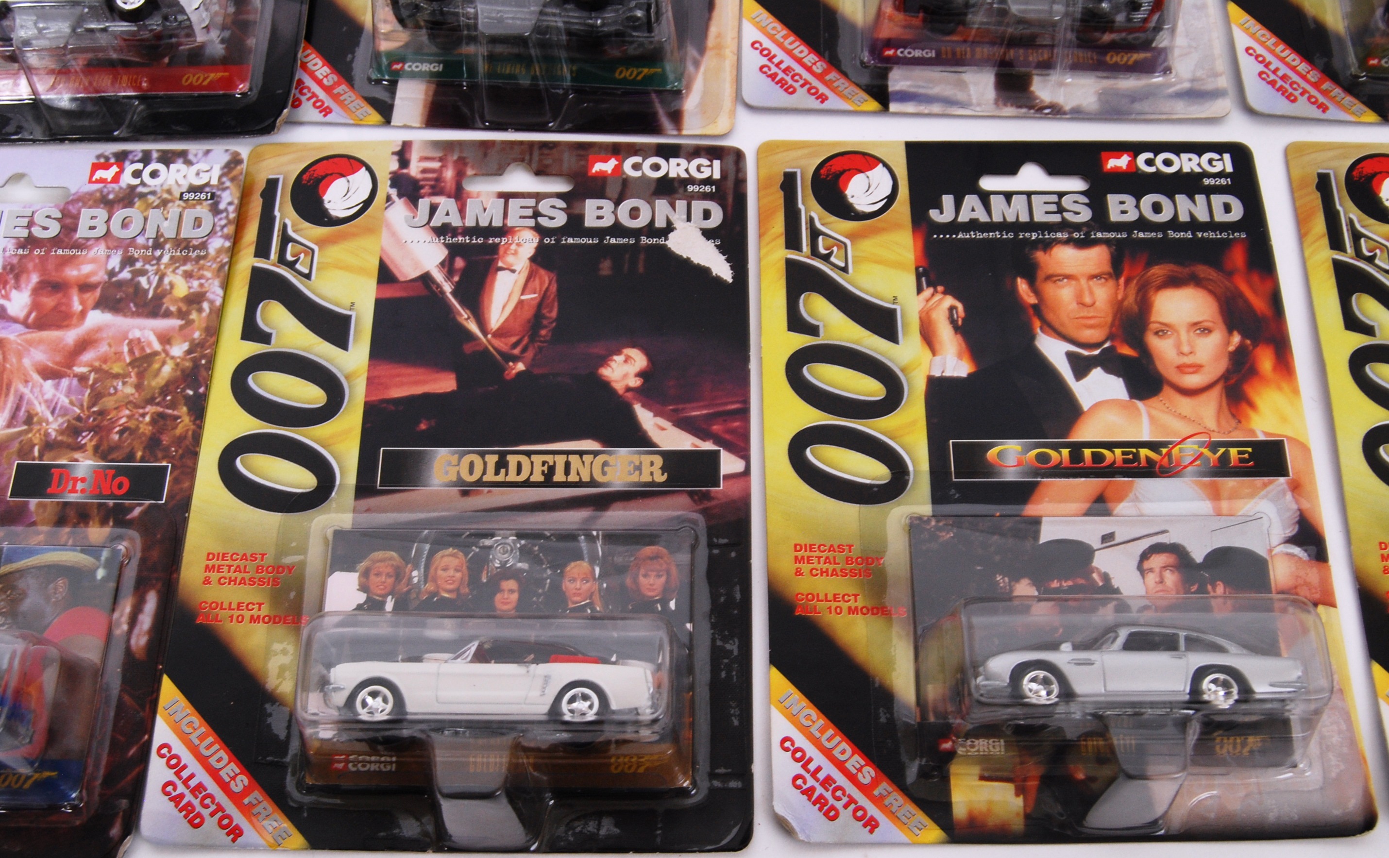 JAMES BOND: A collection of 11x assorted James Bond Corgi 1:43 scale diecast models. - Image 2 of 4