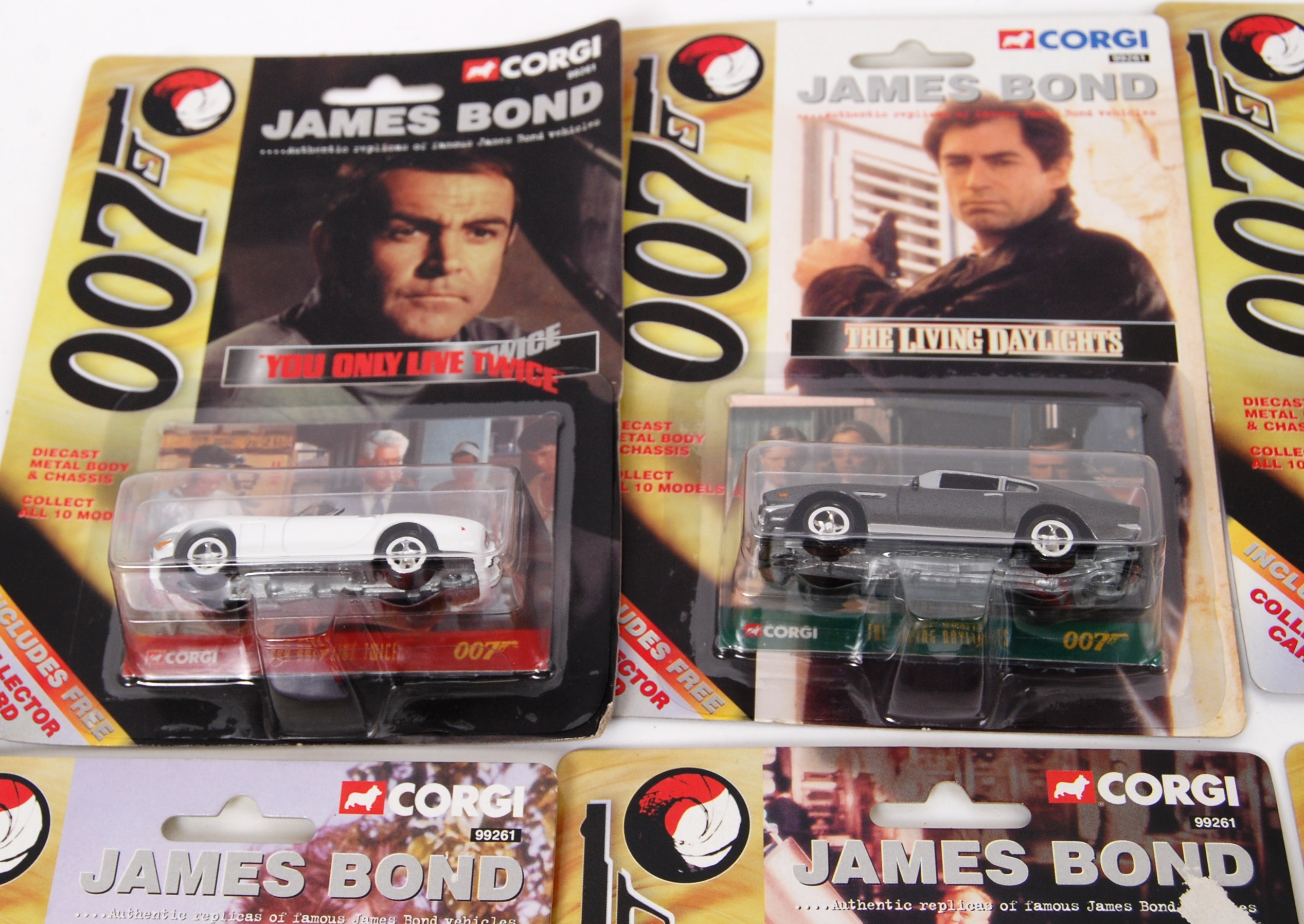 JAMES BOND: A collection of 11x assorted James Bond Corgi 1:43 scale diecast models. - Image 4 of 4