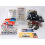 JEEP DIECAST: A collection of assorted boxed and loose Jeep related diecast models.