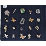 A collection of costume jewellery brooches ( twenty in total) to include silver examples,