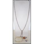 A good group of silver jewellery to include a silver 925 rope link necklace and bracelet set,