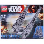 LEGO STAR WARS: Lego Star Wars set 75104 'Kylo Ren's command shuttle'.