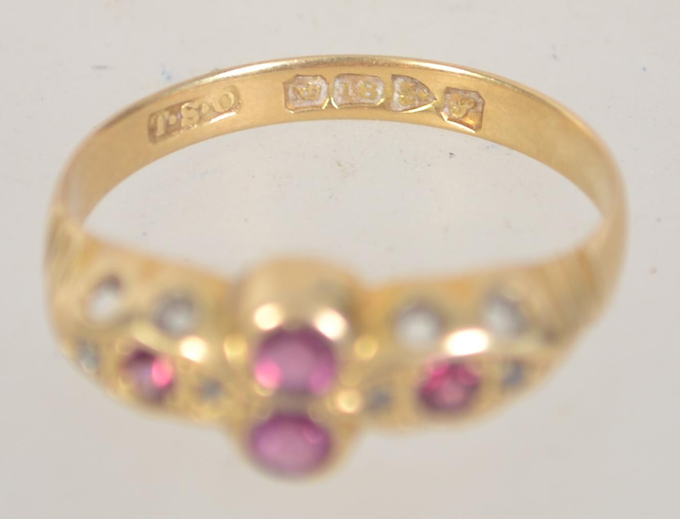 A hallmarked 18ct Edwardian pink stone and diamond ring. Hallmarked for Chester. Size P. - Image 3 of 3