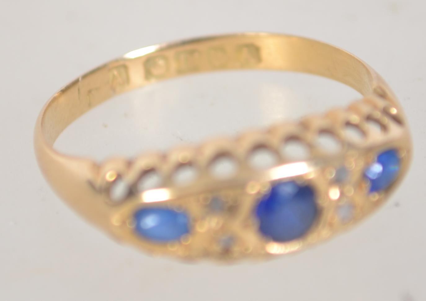 A hallmarked 18ct gold Edwardian blue stone and diamond ring. Hallmarked Birmingham. Size N. - Image 3 of 3