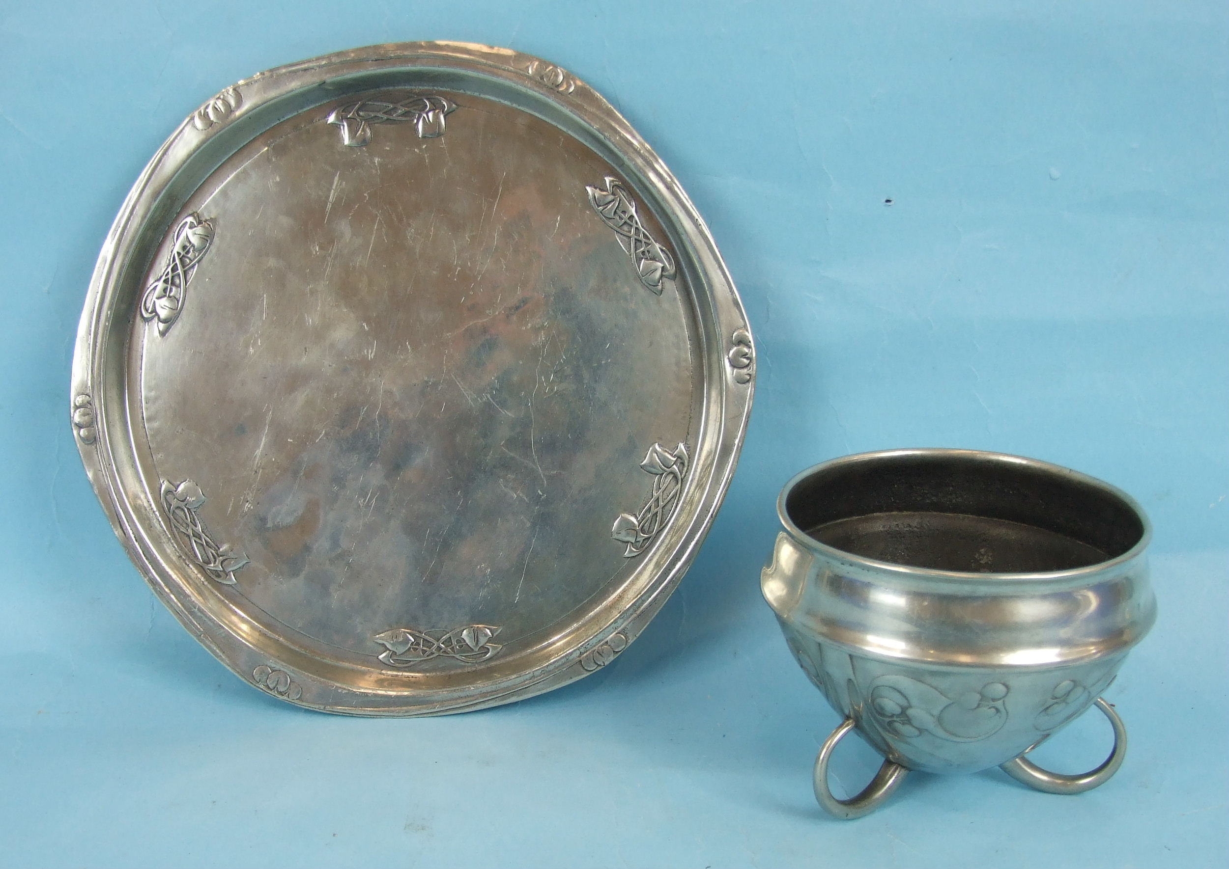A Liberty & Co. English Pewter circular tray with raised decoration to the border, 26cm diameter, - Image 2 of 2