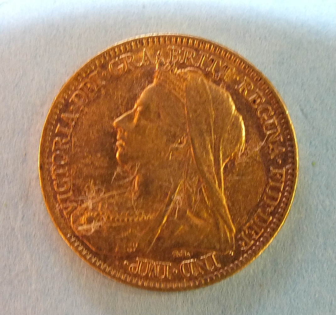 A 1900 half-sovereign. - Image 2 of 2