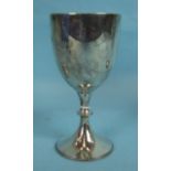 A silver goblet of plain form with knopped stem, makers Walker & Hall, Sheffield 1925, 16cm, ___5.