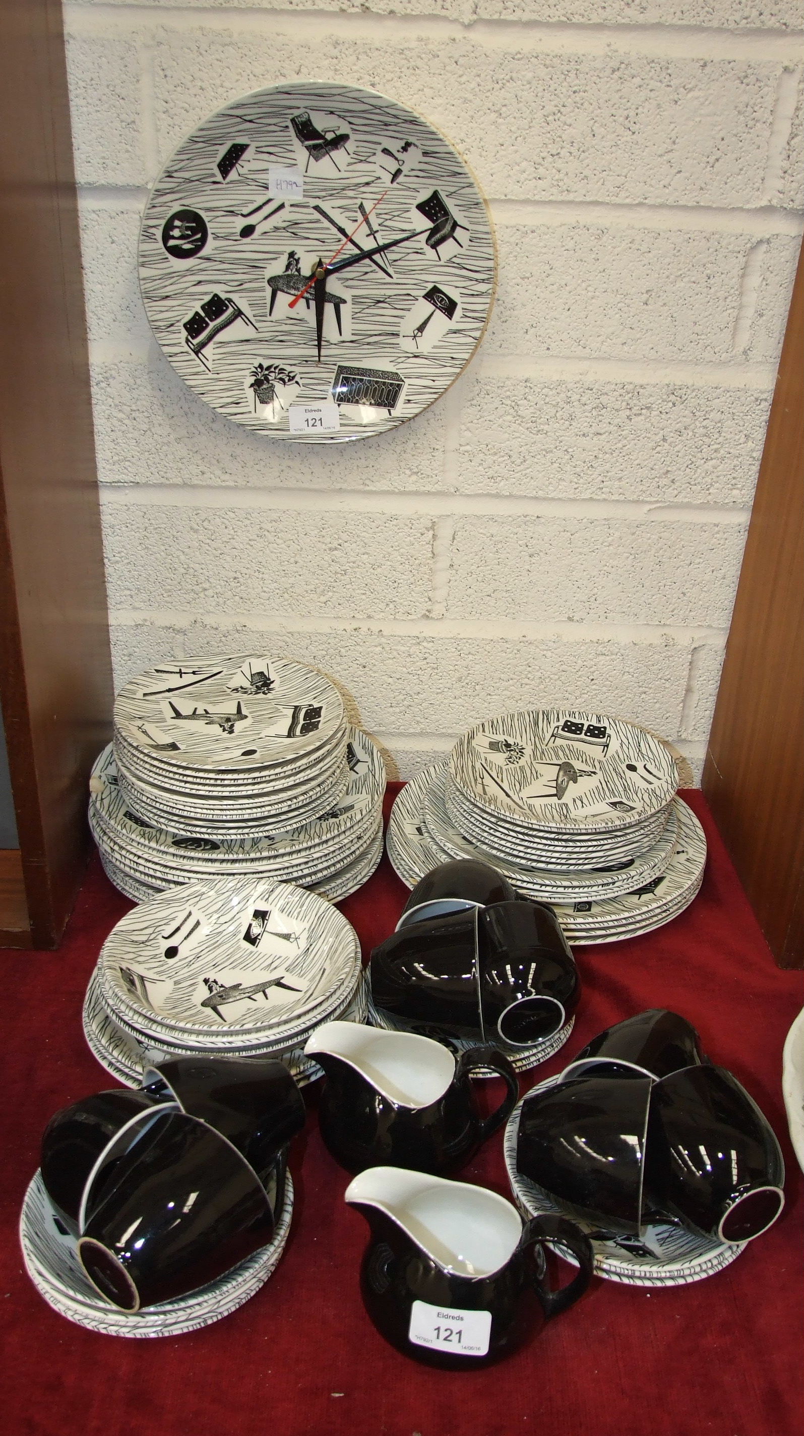 Sixty-eight pieces of Ridgway Potteries Ltd 'Homemaker' teaware and dinnerware, also a similar