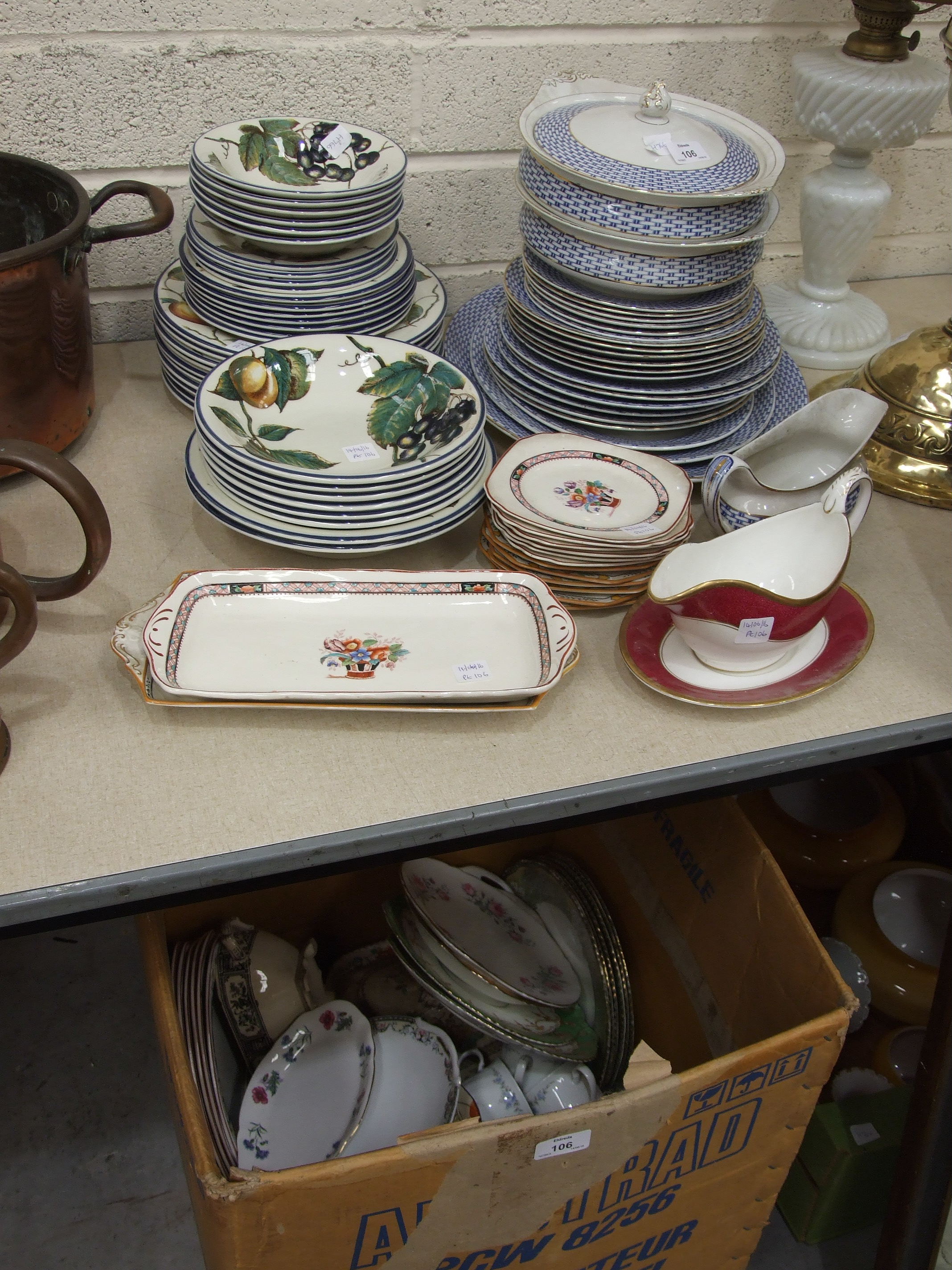 Twenty-three pieces of Solian Ware 'Basket' blue and white decorated dinnerware, a quantity of '