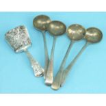 A Georgian silver King's pattern caddy spoon, Birmingham 1822 and four Georgian silver salt