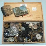 Four sporting buttons by Hammond, Turner & Sons, various other Victorian buttons, etc.