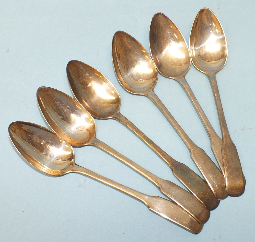 Six silver teaspoons, Edinburgh 1817, ___2½oz.