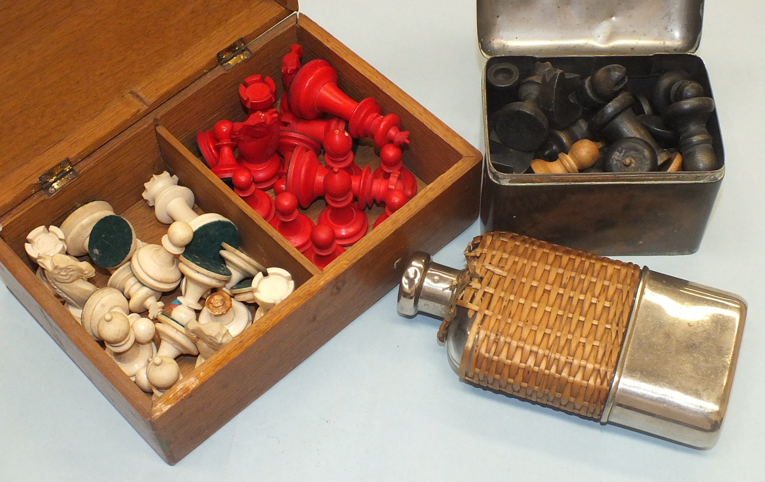 A stained red and white chess set, (some pieces a/f), in wooden box, a stained black and white - Image 2 of 2