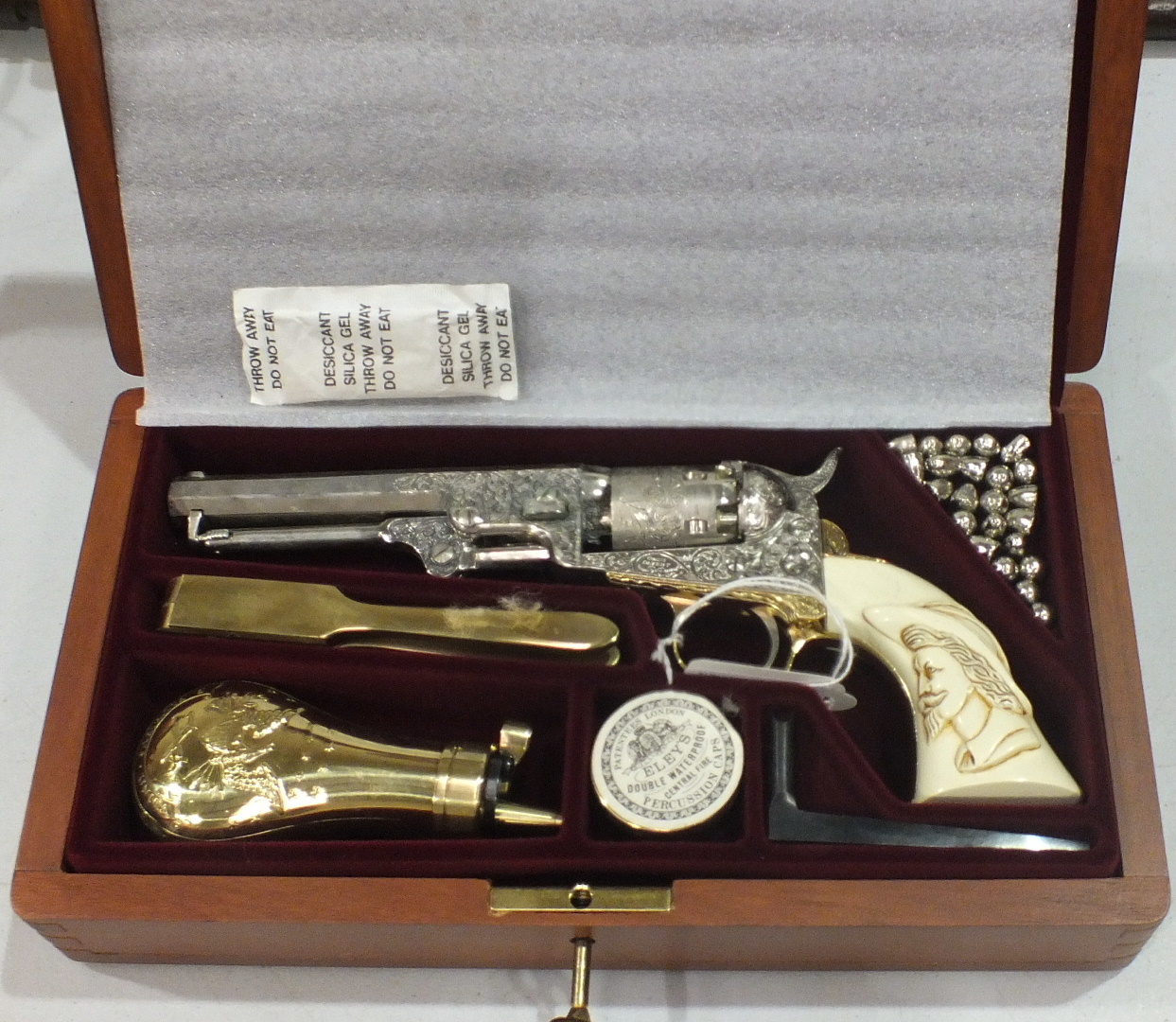 The Buffalo Bill Cody 1849 Replica Revolver issued by the Buffalo Bill Historical Centre, in box