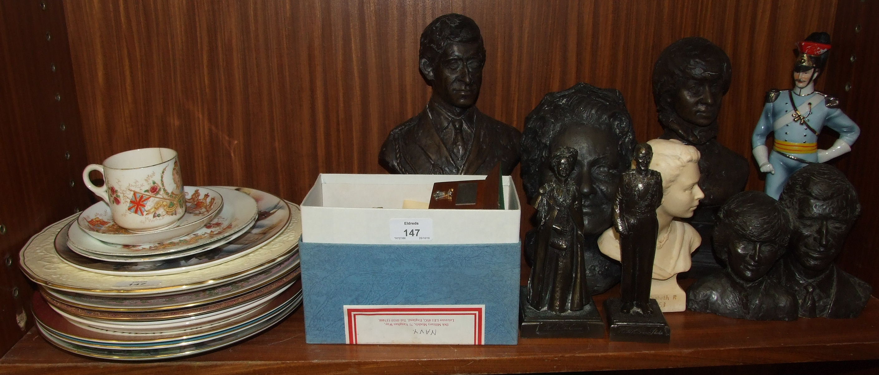 A collection of Royalty collectors' plates and figures.