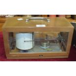 A 20th century Ets Maxant barograph in glazed hinged wooden case with carrying handle, 29.5cm