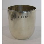 A Victorian plain silver cylindrical beaker, London 1868, 8cm high ___3oz.