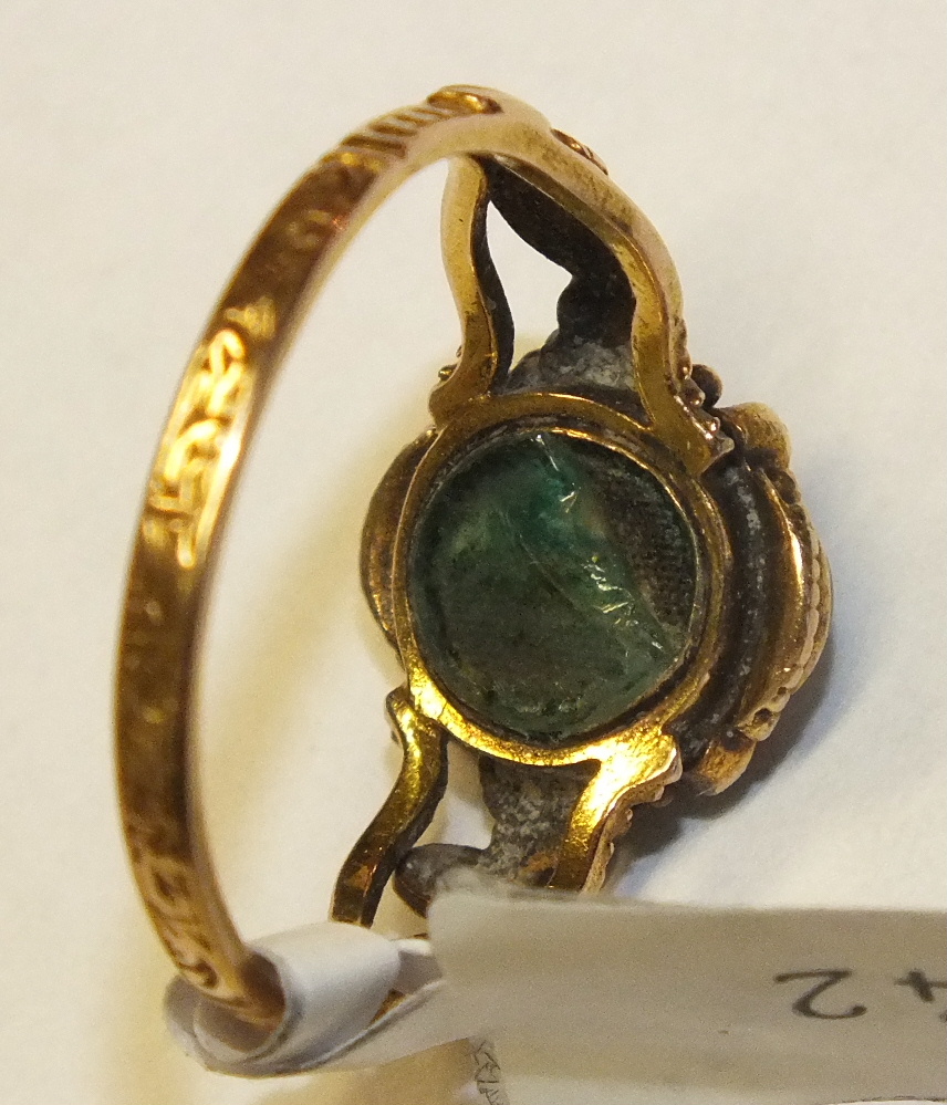 An early 19th century mourning ring set a cluster of pearls and red and green stones with locket - Image 2 of 5