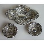 A Victorian pierced and embossed bon bon dish, Chester 1897, 13.5cm long and a pair of miniature