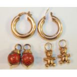 A pair of 9ct hoop earrings with interchangeable gold teddy bear and cloisonné drops, total wt 12g.