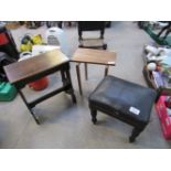 2 STOOLS & TABLE