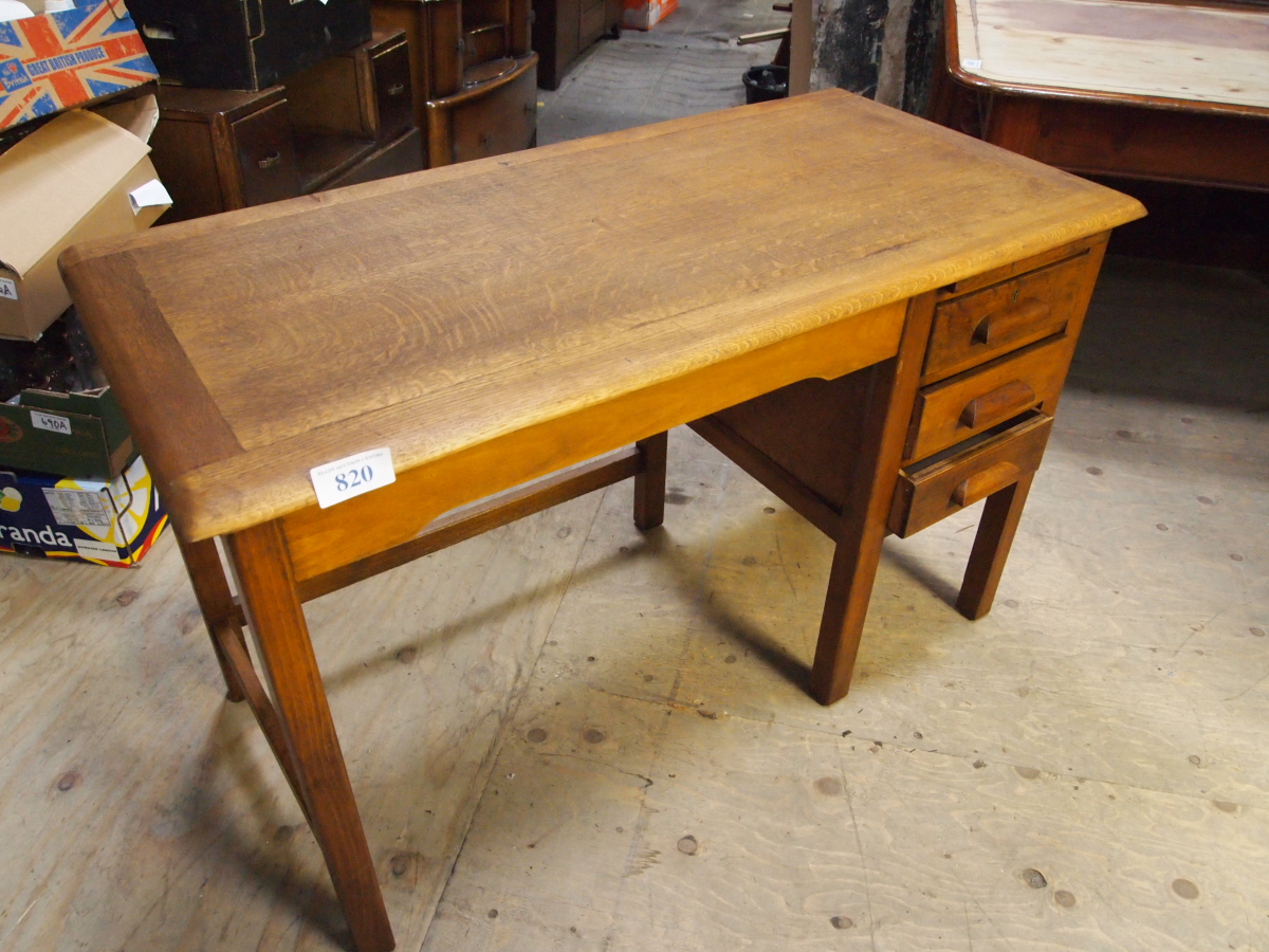 OAK DESK